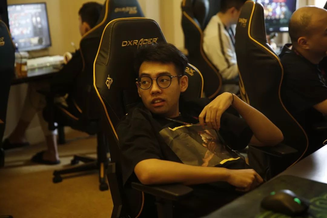 懂你意思！小草包狂杀Sofm Kakao赵信无敌 泡芙队1-0K神队