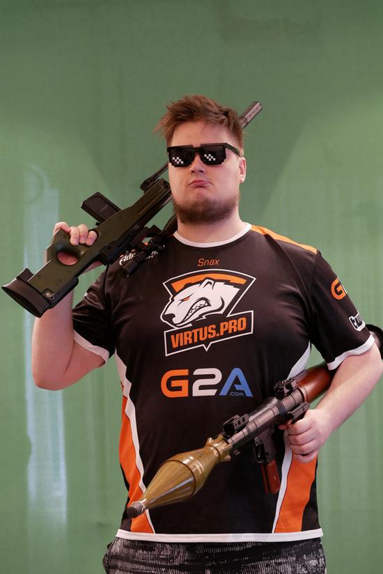 LPL第五周最佳阵容：Qingtian、JackeyLove携手LNG中野辅三人组