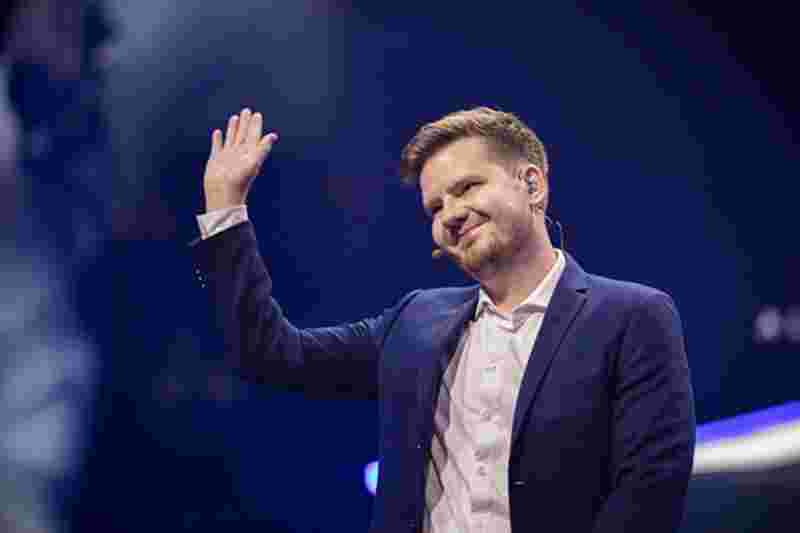 据外媒ExpressLOL统计，LEC最年长的选手为Odoamne选手27岁344天，最年轻选手为Bumm选手18岁139天